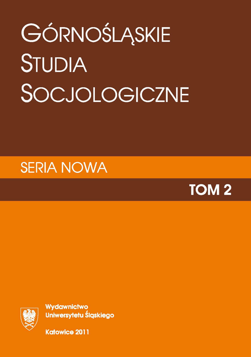 City centre or a shopping mall? The sociologists’ few reflections on the margin of Silecian cities’ public spaces studying Cover Image